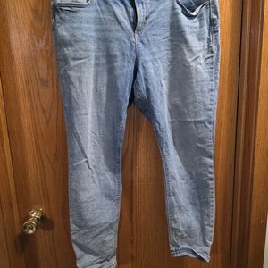 Old Navy Light Blue Ankle Jeans